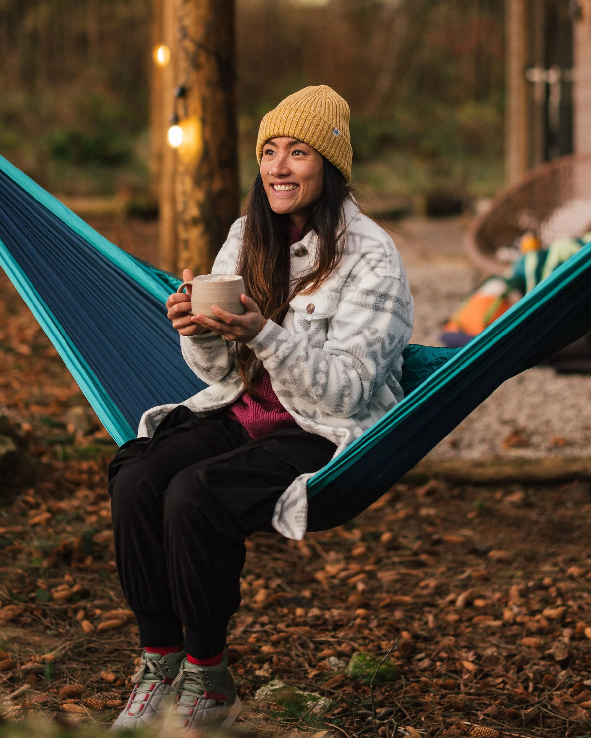 Cloudy Sherpa Fleece Shirt - Mountain Geo Vintage White - Lifestyle