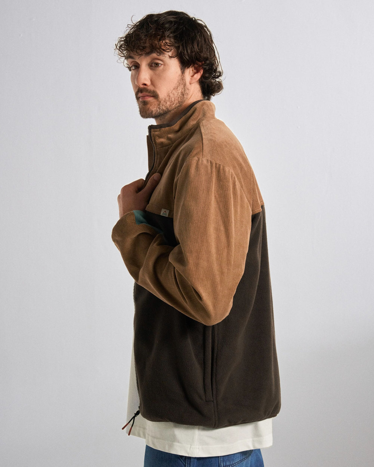Somewhere Fleece - Caramel/Espresso - Studio Model