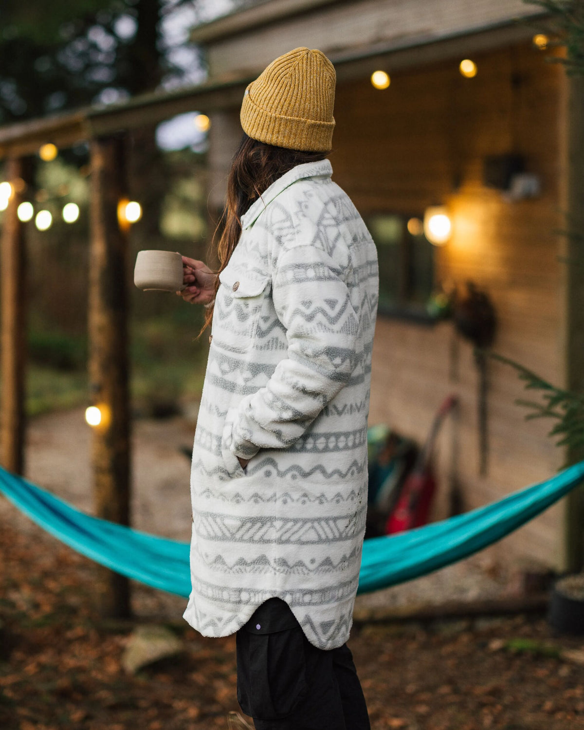 Cloudy Sherpa Fleece Shirt - Mountain Geo Vintage White - Lifestyle