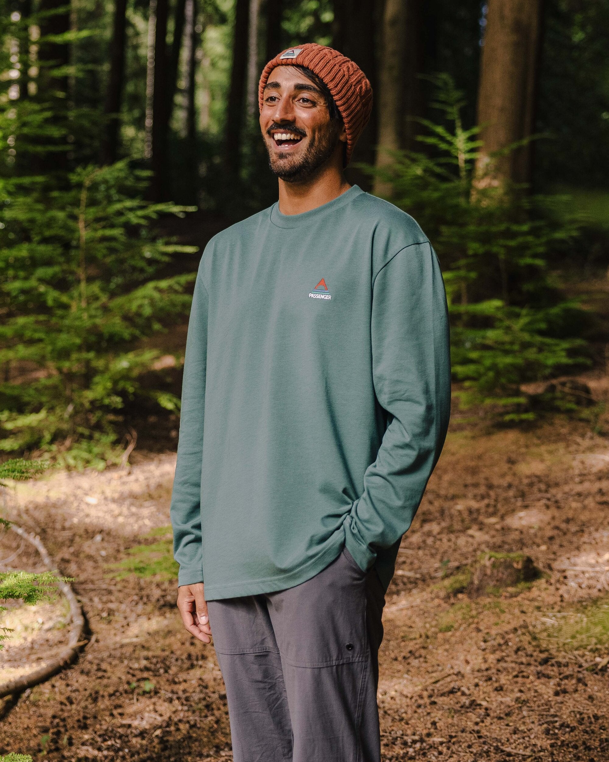 Vita Regenerative Cotton Relaxed Fit LS T-shirt - Deep Ocean - Lifestyle