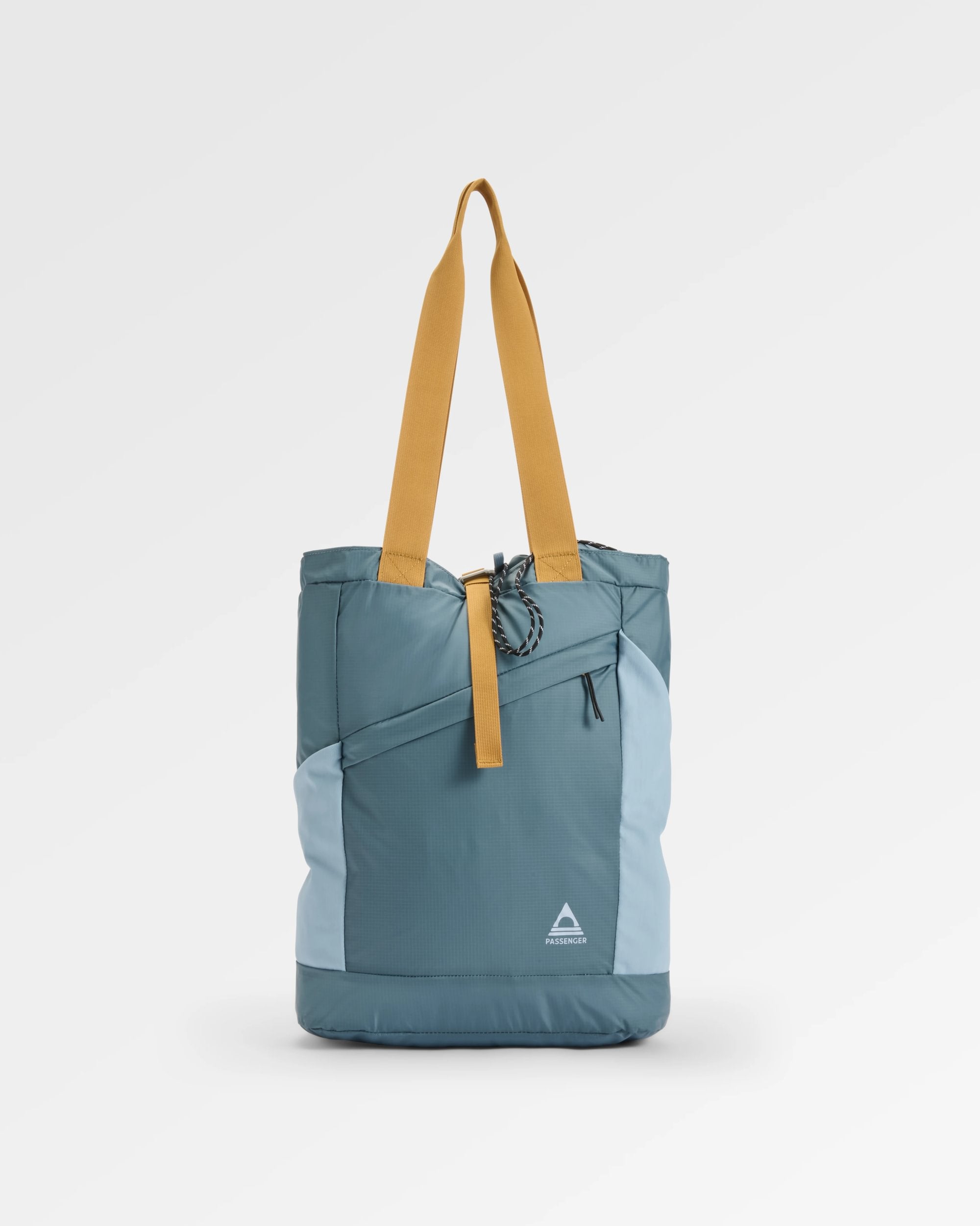 Travelscape Light Tote - Stormy Blue - Flatlay