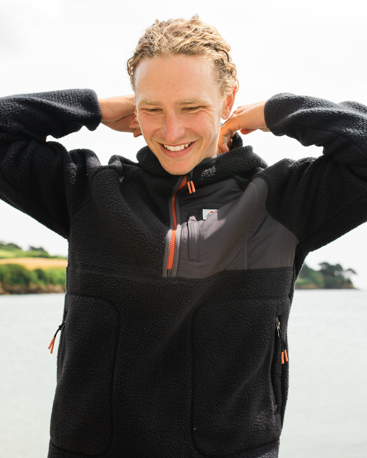 Ventura 1/2 Zip Sherpa Fleece - Black - Lifestyle