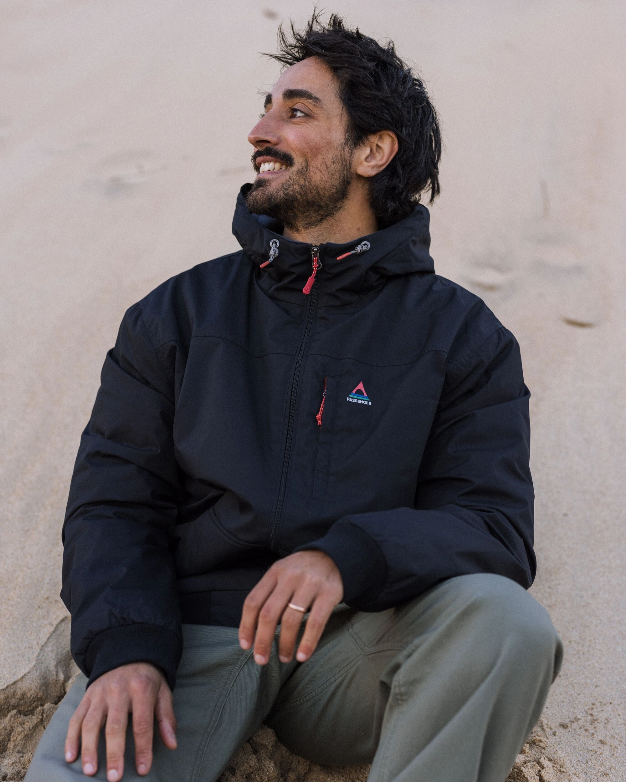 Bundoran Recycled Jacket - Black - Lifestyle