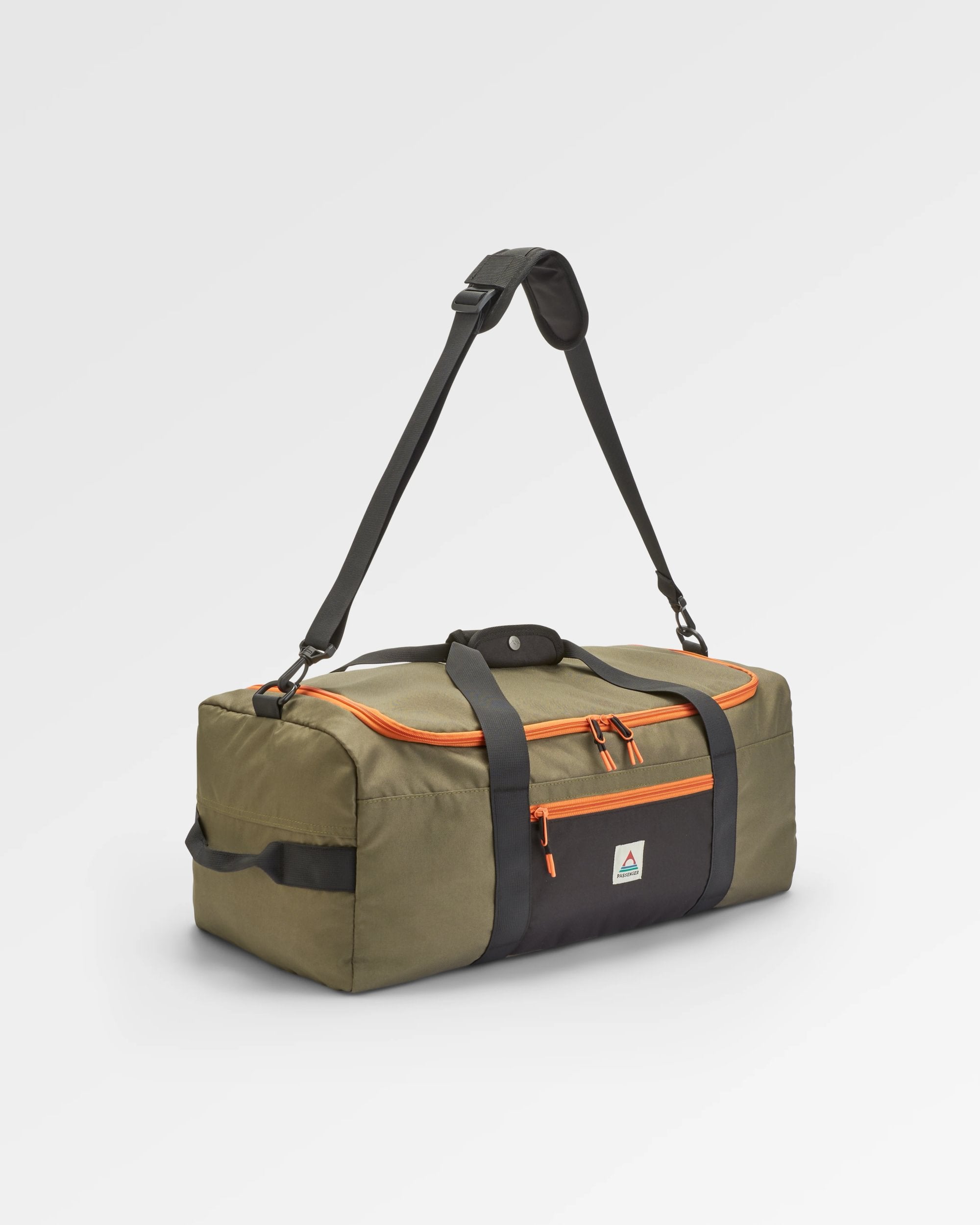 Boondocker 30L Duffel - True Black/ Khaki - Flatlay