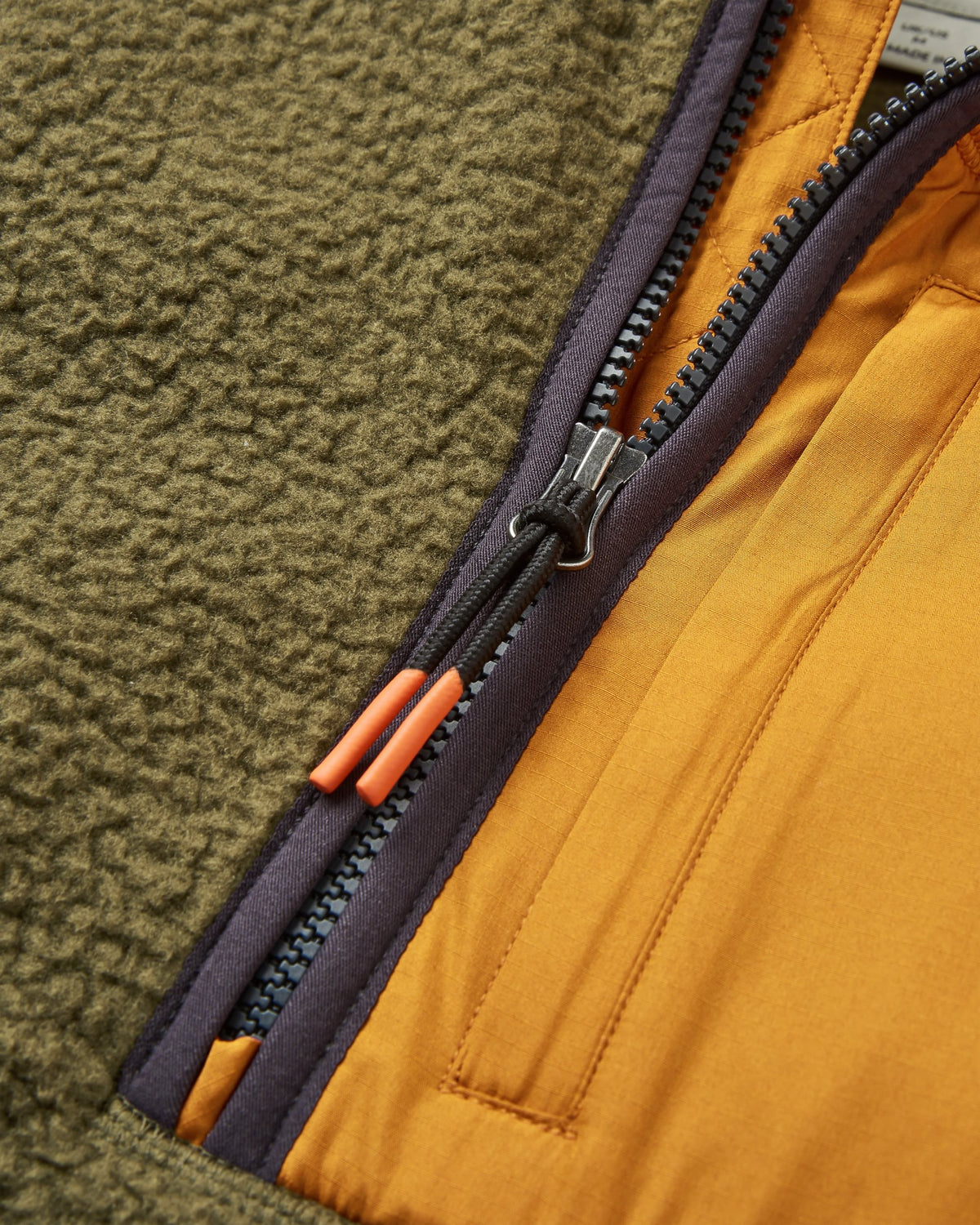 Offgrid 1/2 Zip Sherpa Fleece - Dark Olive - Flatlay