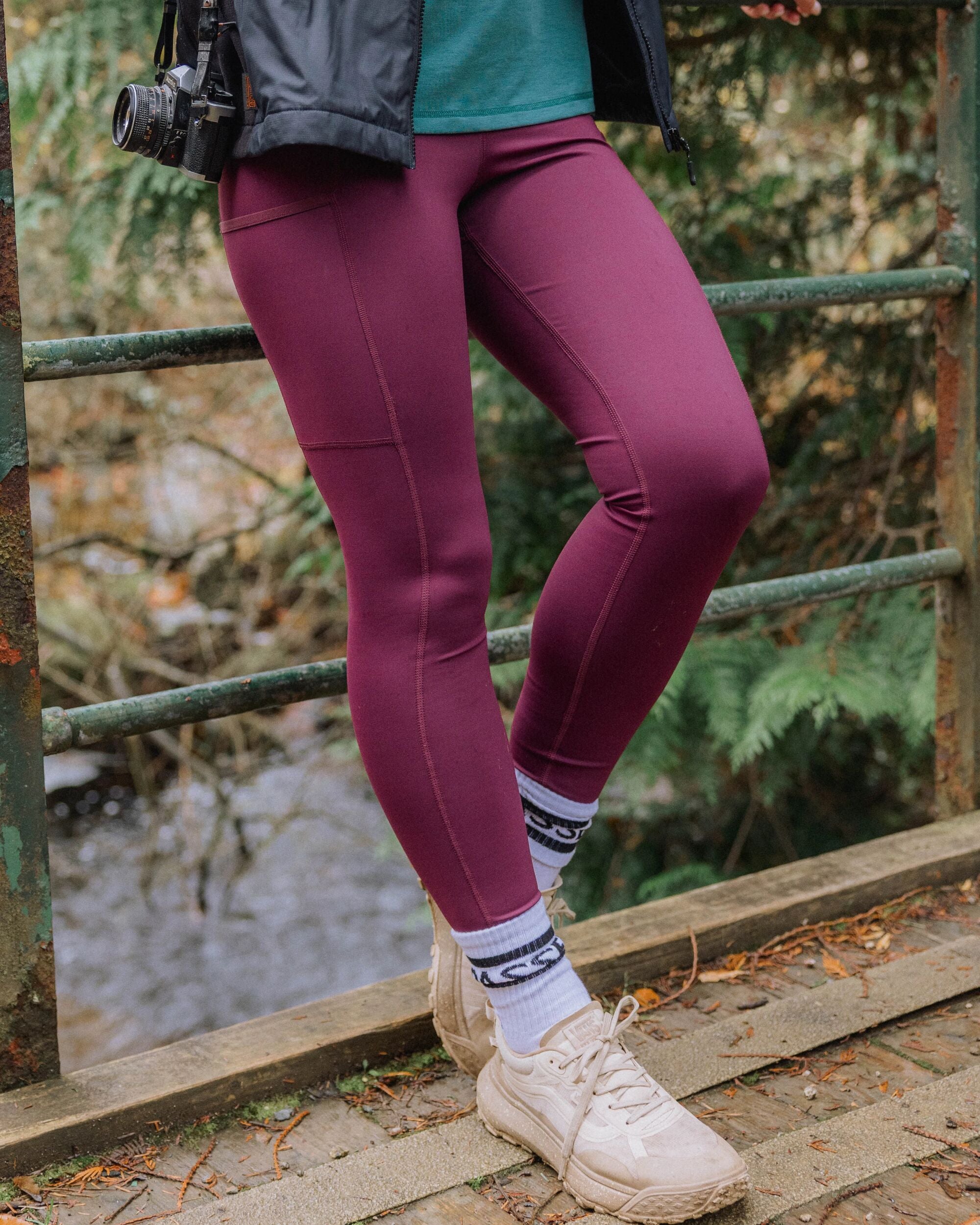 Mantra Recycled Active Legging - Fig - Lifestyle