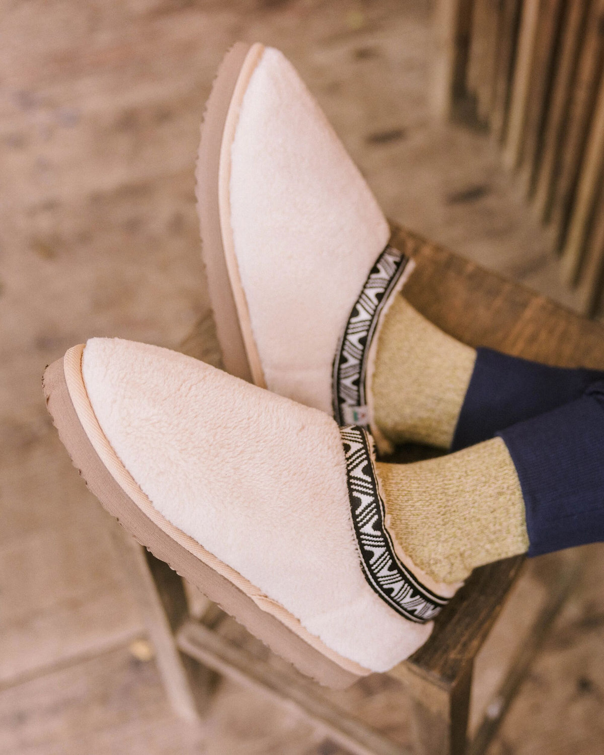 Ember Sherpa Fleece Slipper - Birch - Lifestyle
