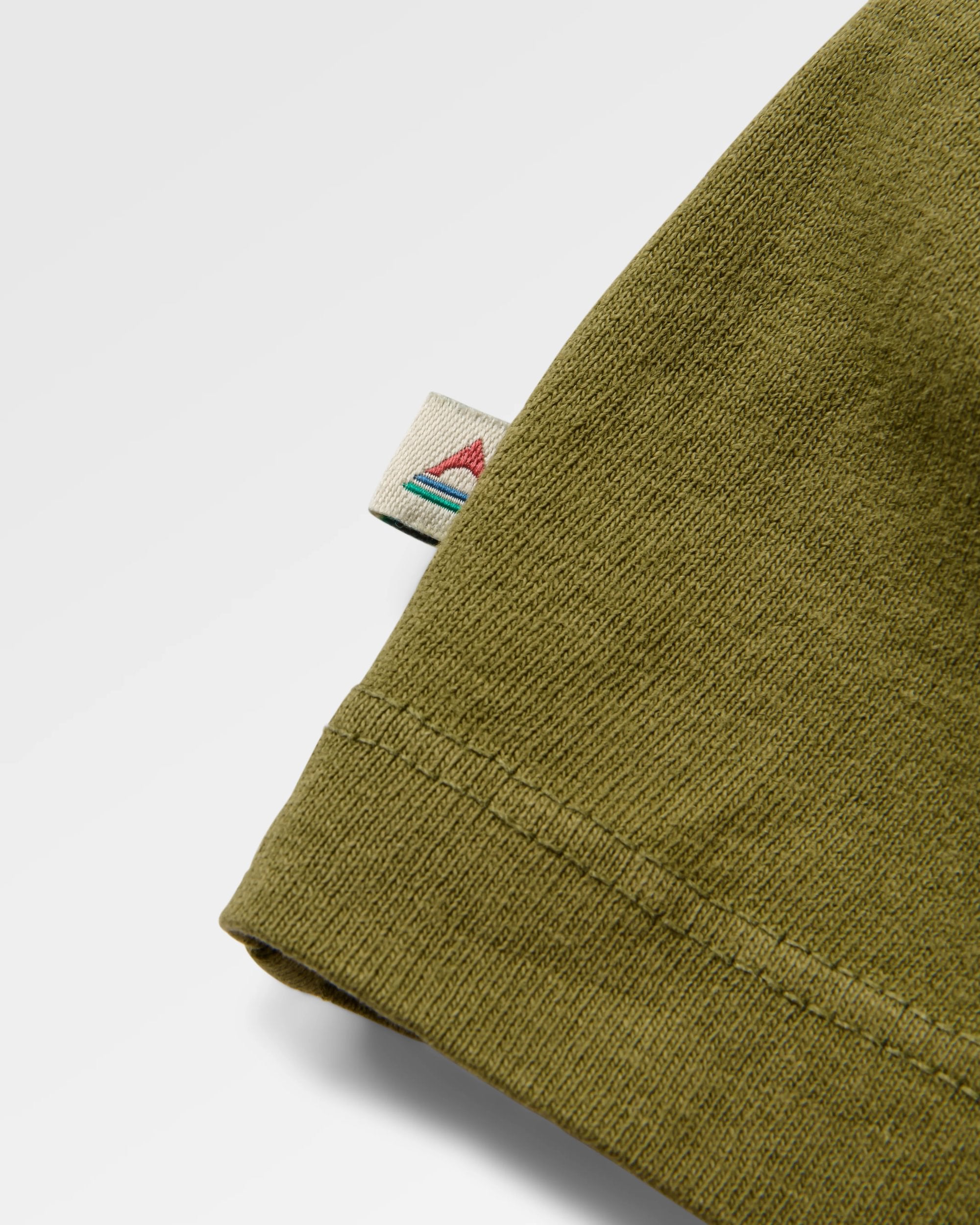 Roamer LS T-Shirt - Clover - Flatlay