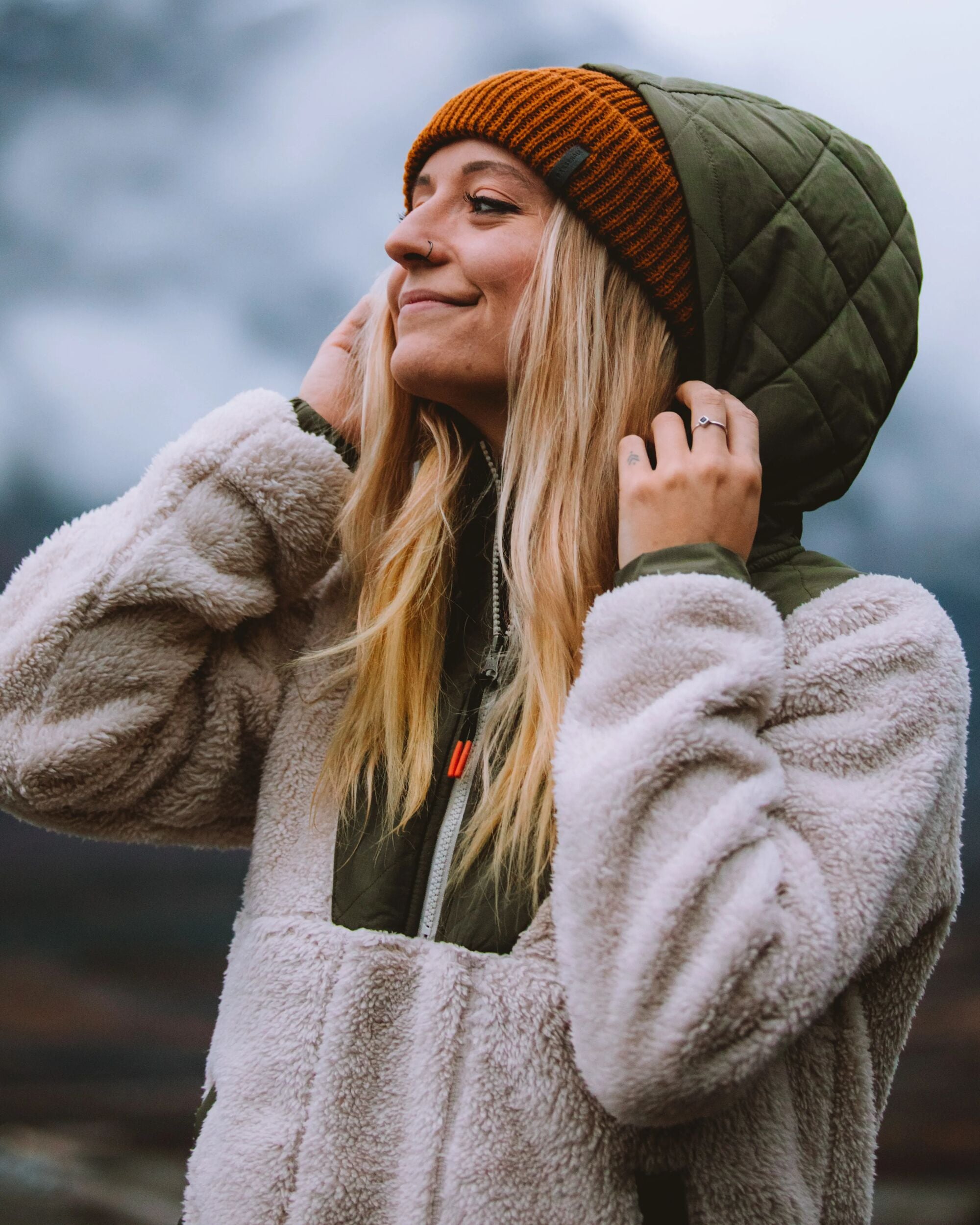 Beaumont Recycled Sherpa Hooded Fleece - Vintage White - IGC