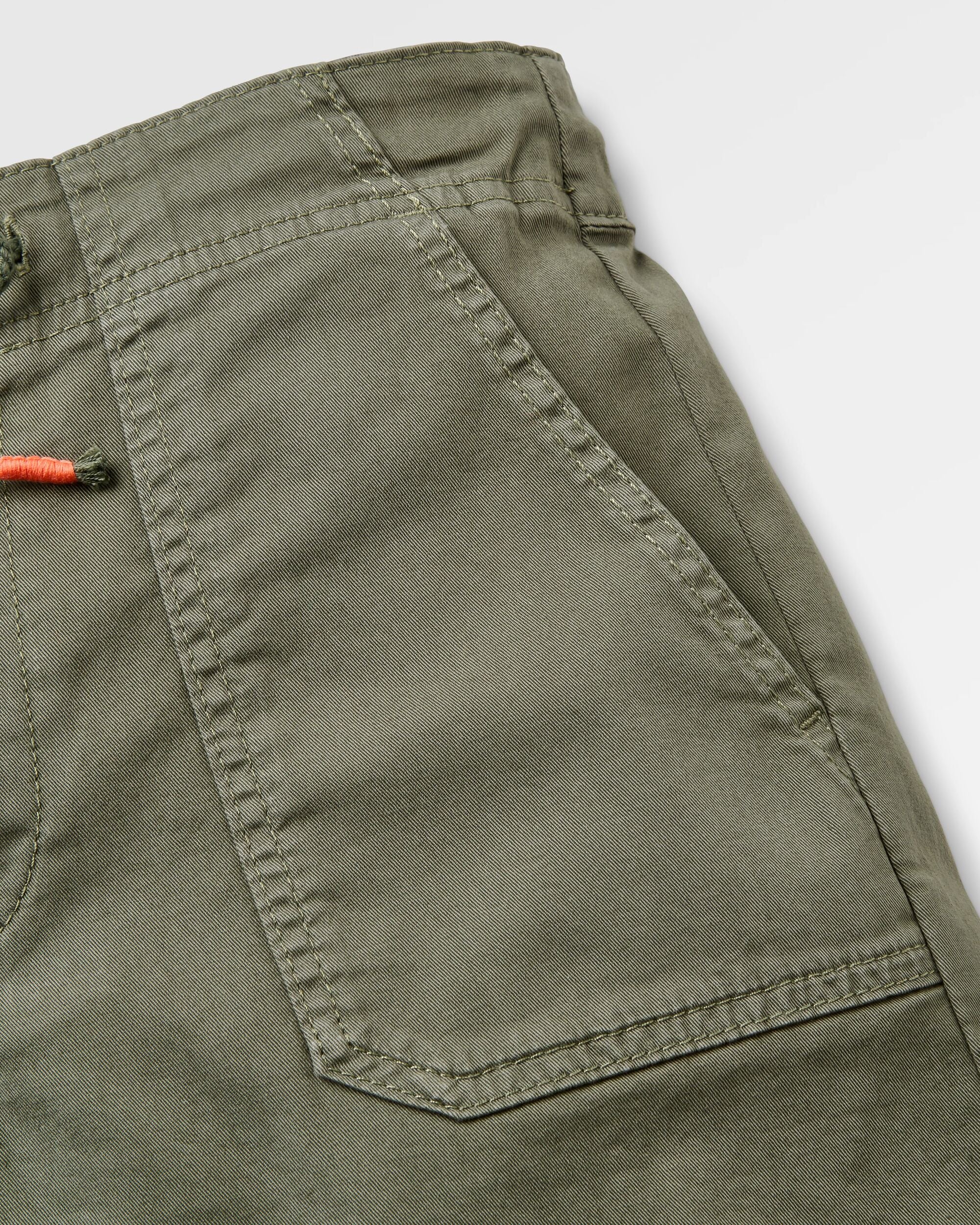 Carriso Short - Dusty Olive - Flatlay