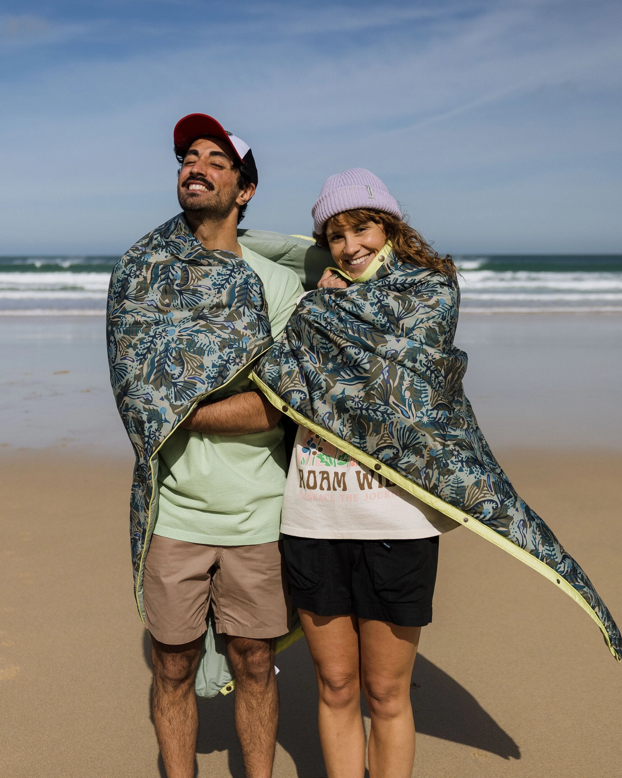 Van Recycled Ripstop Blanket - Abstract Seaweed Pistachio - Lifestyle