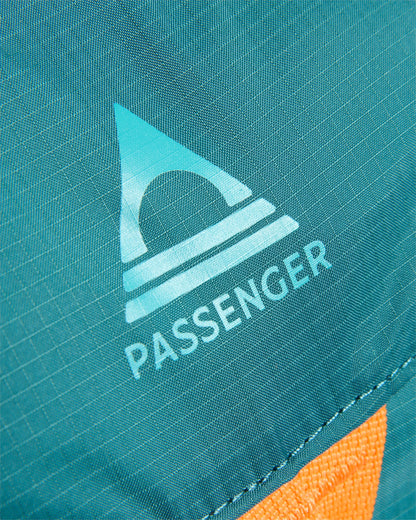 Travelscape Light Backpack - Mediterranean/ Ocean Teal - Flatlay