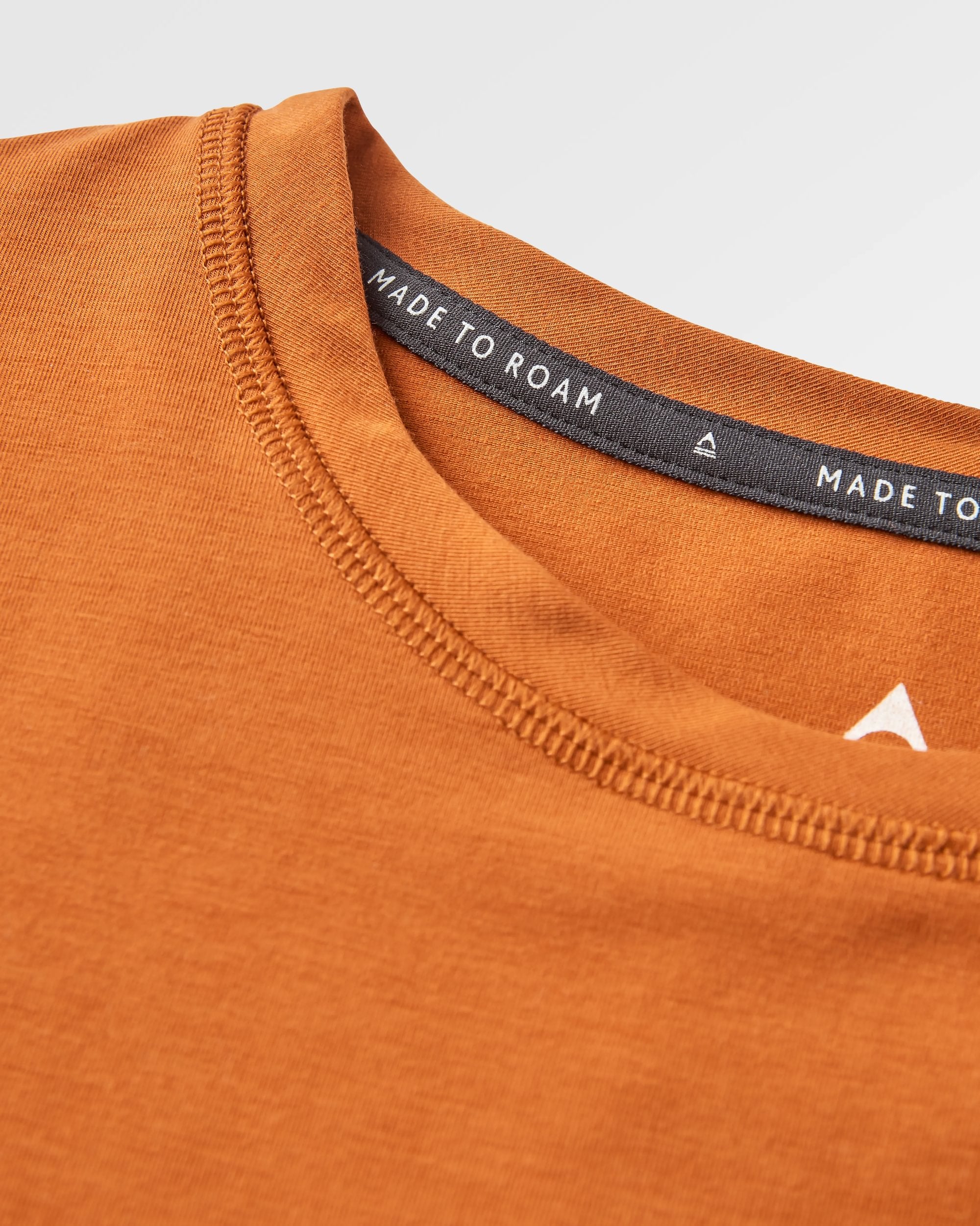 Roamer Men's Drirelease® Active T-Shirt - Glazed Ginger - Flatlay