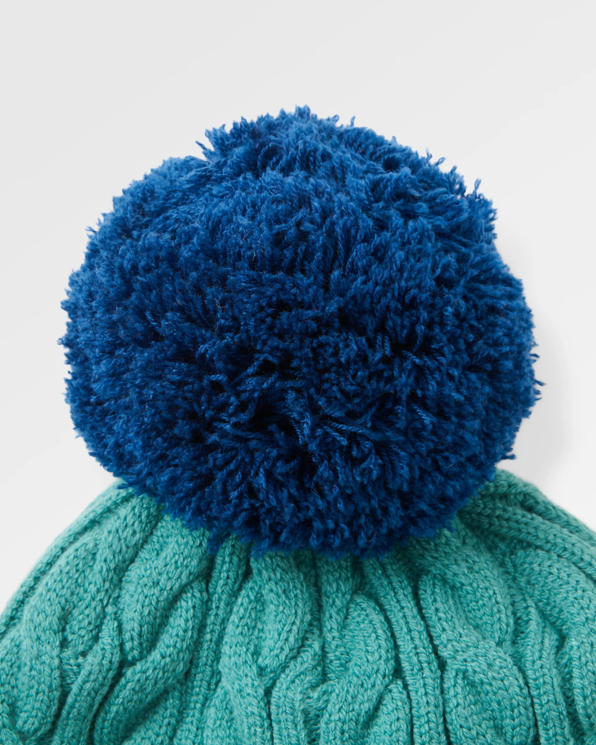 Fireside bobble hat - Pacific Green - Flatlay