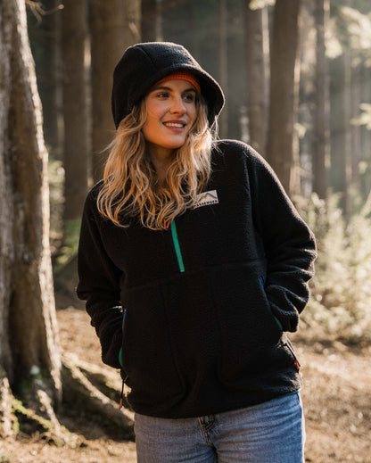 Maine 1/2 Zip Recycled Sherpa Fleece - Black - Lifestyle