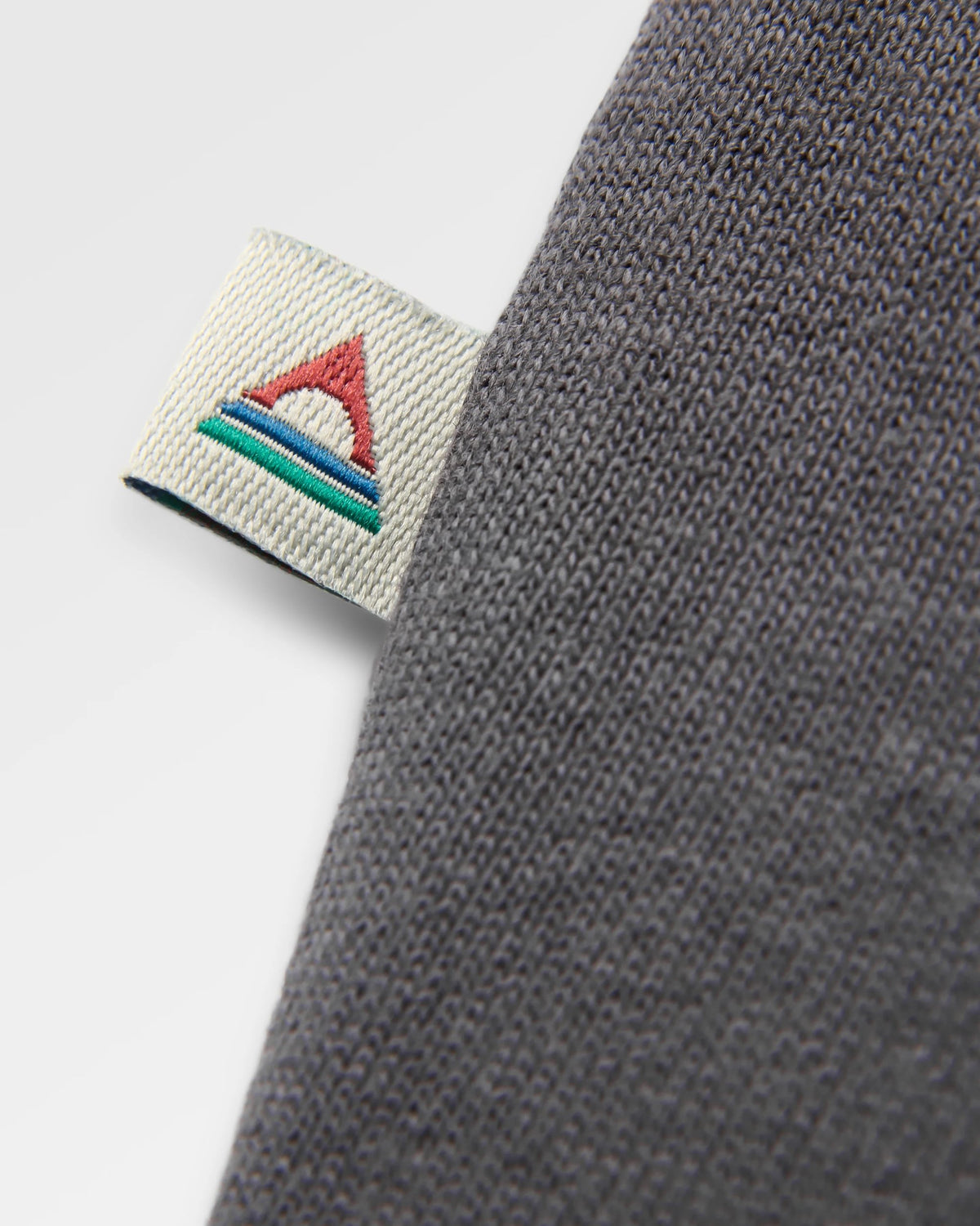 Riser LS T-Shirt - Charcoal - Flatlay