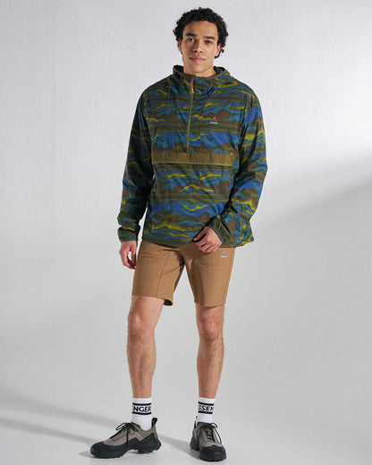 Gusto Windshell Anorak - Reflection Khaki - Studio Model