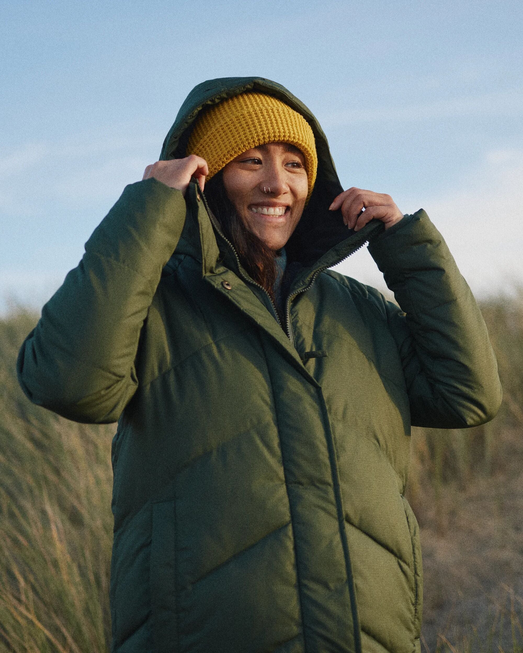 Tasman Recycled Long Insulated Jacket - Fir Tree - Lifestyle