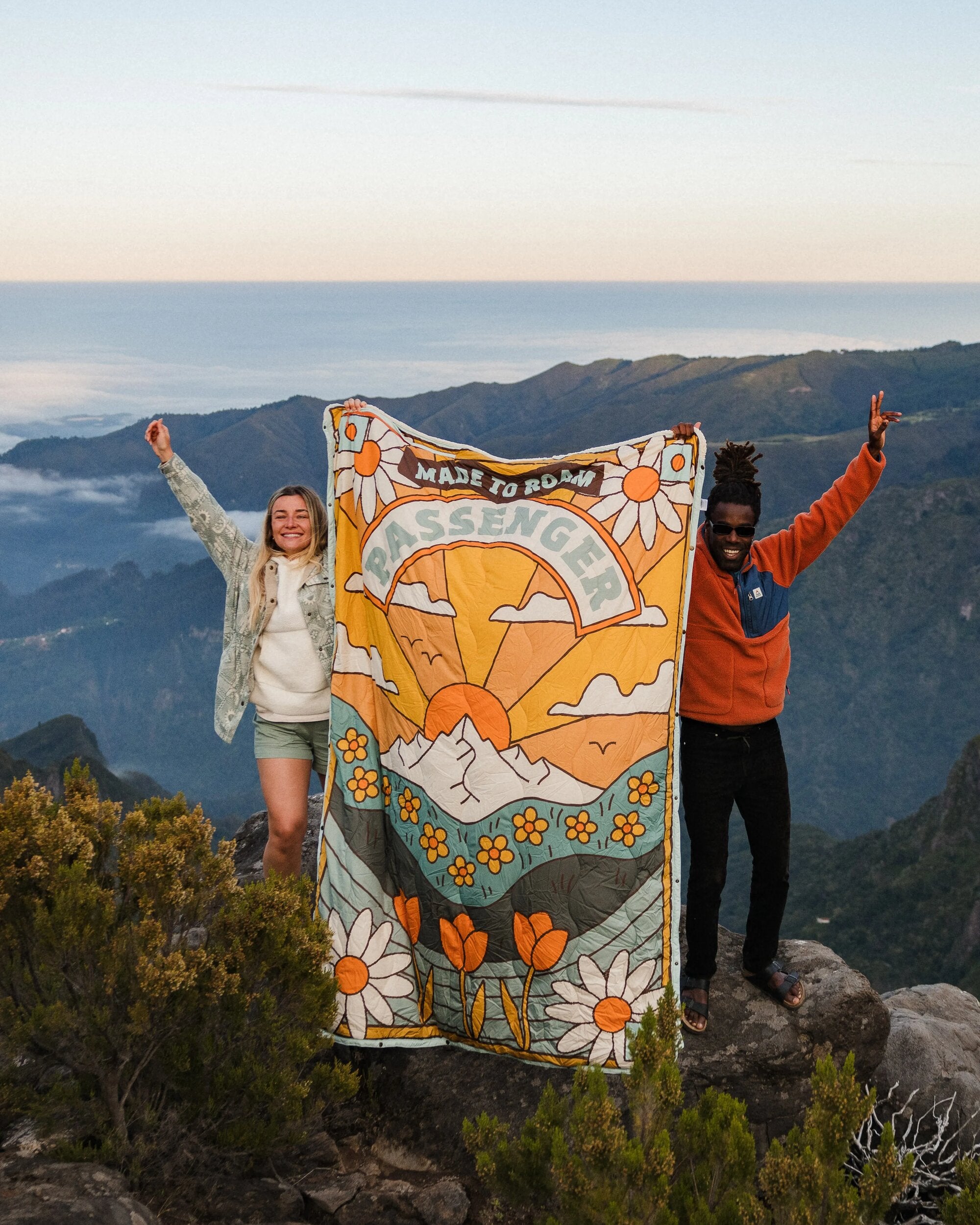 Cabin Recycled Sherpa Blanket - Seasonal Graphic/ Birch - Lifestyle