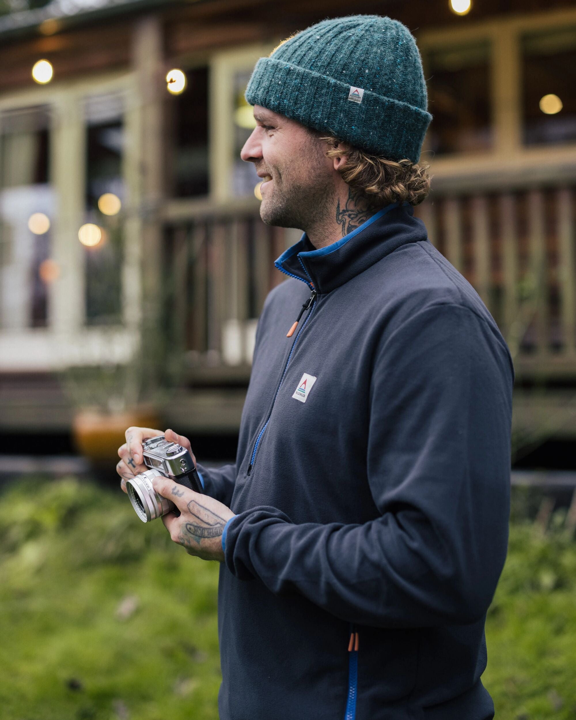 Switchback Micro Polartec® Fleece - Black - Lifestyle