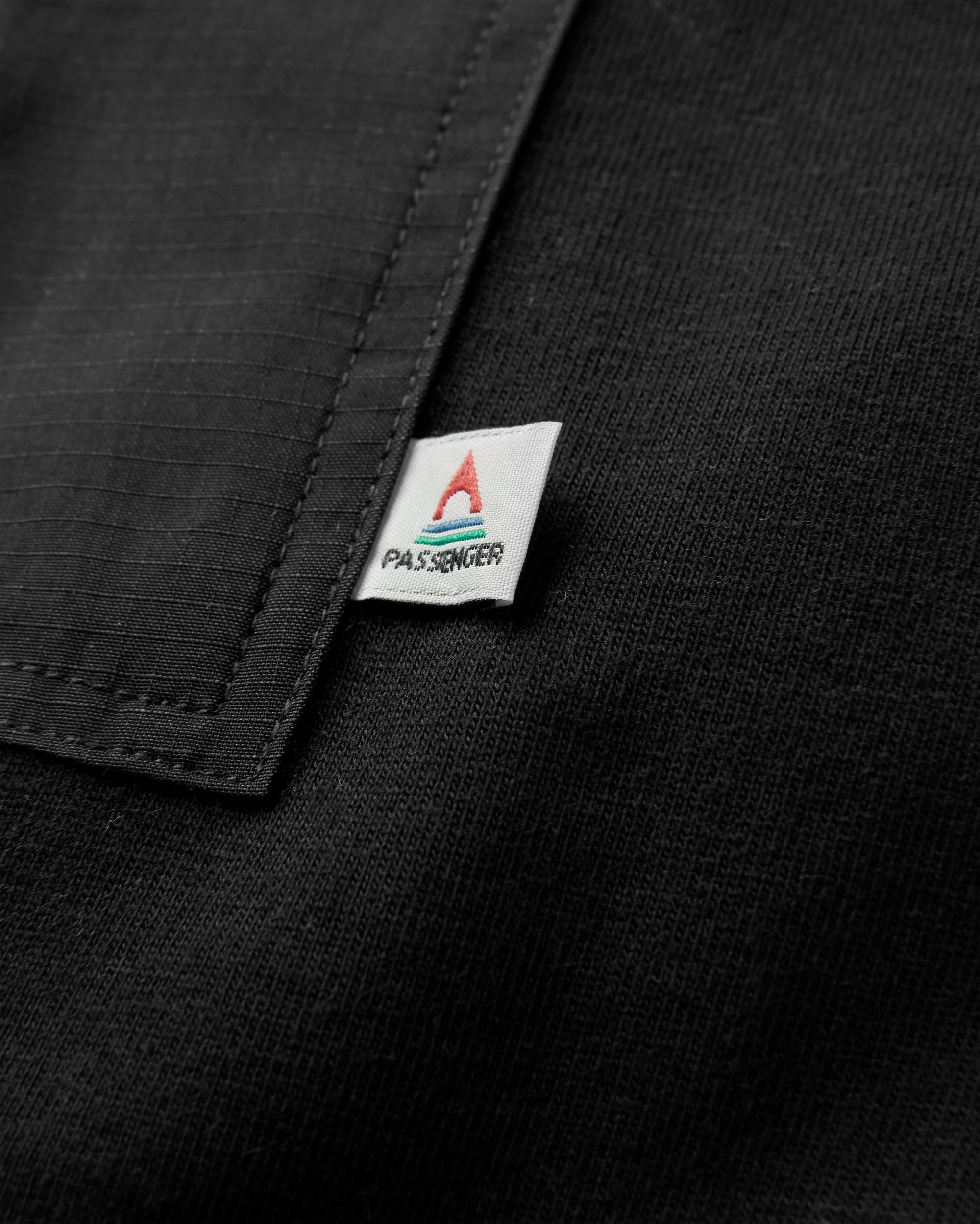 Travel Pocket Relaxed Fit T-Shirt - Black - Flatlay