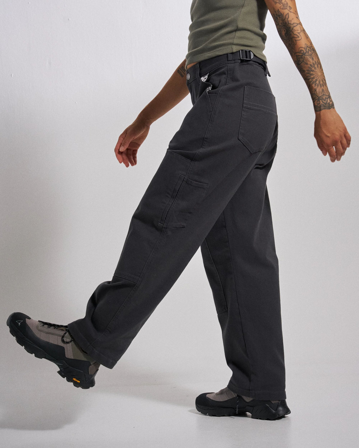 Fortuna Trouser - Faded Black - Studio Model