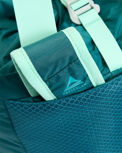 Travelscape Light Tote - Mediterranean/ Ocean Teal - Flatlay