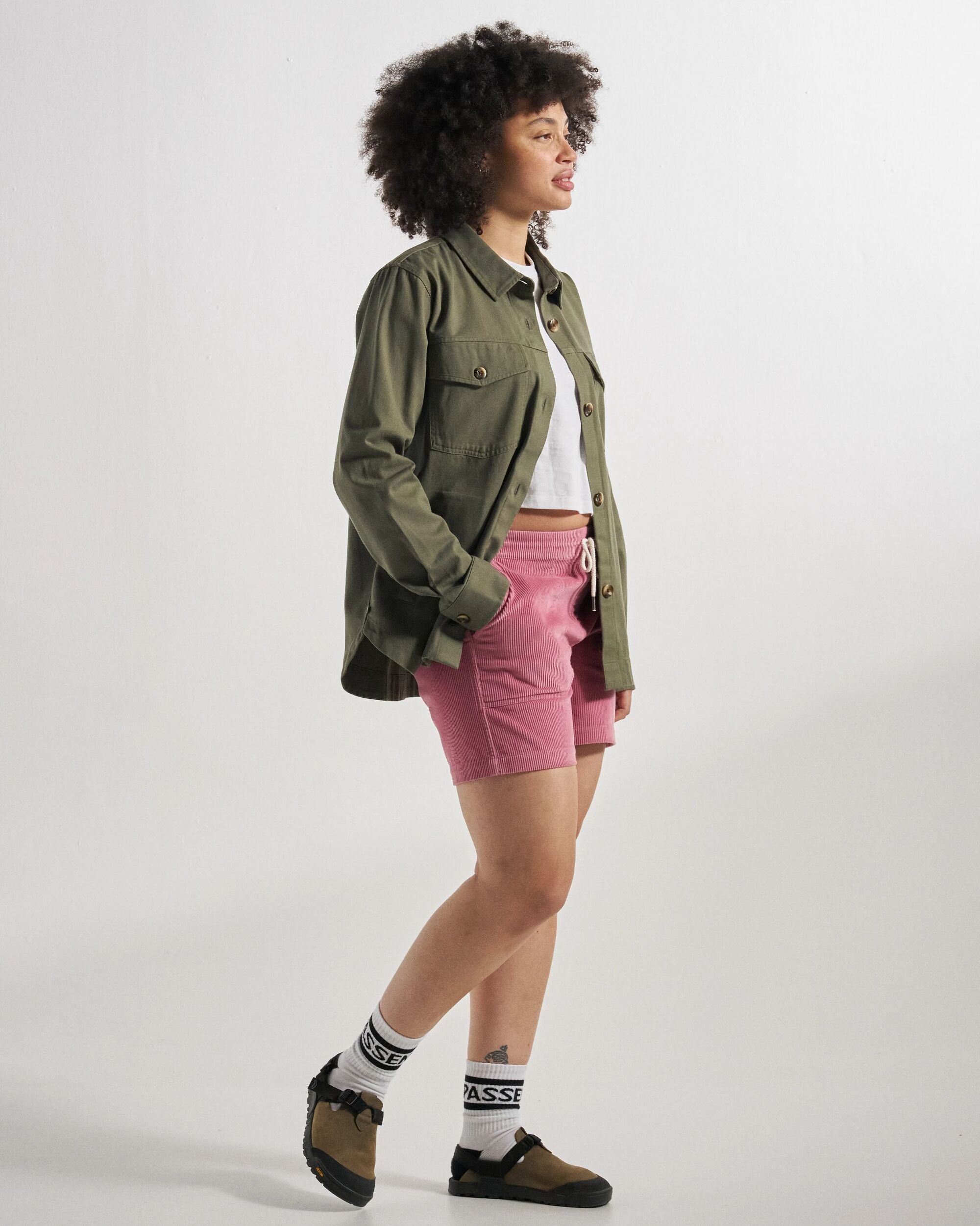Stella LS Shirt - Dusty Olive - Studio Model