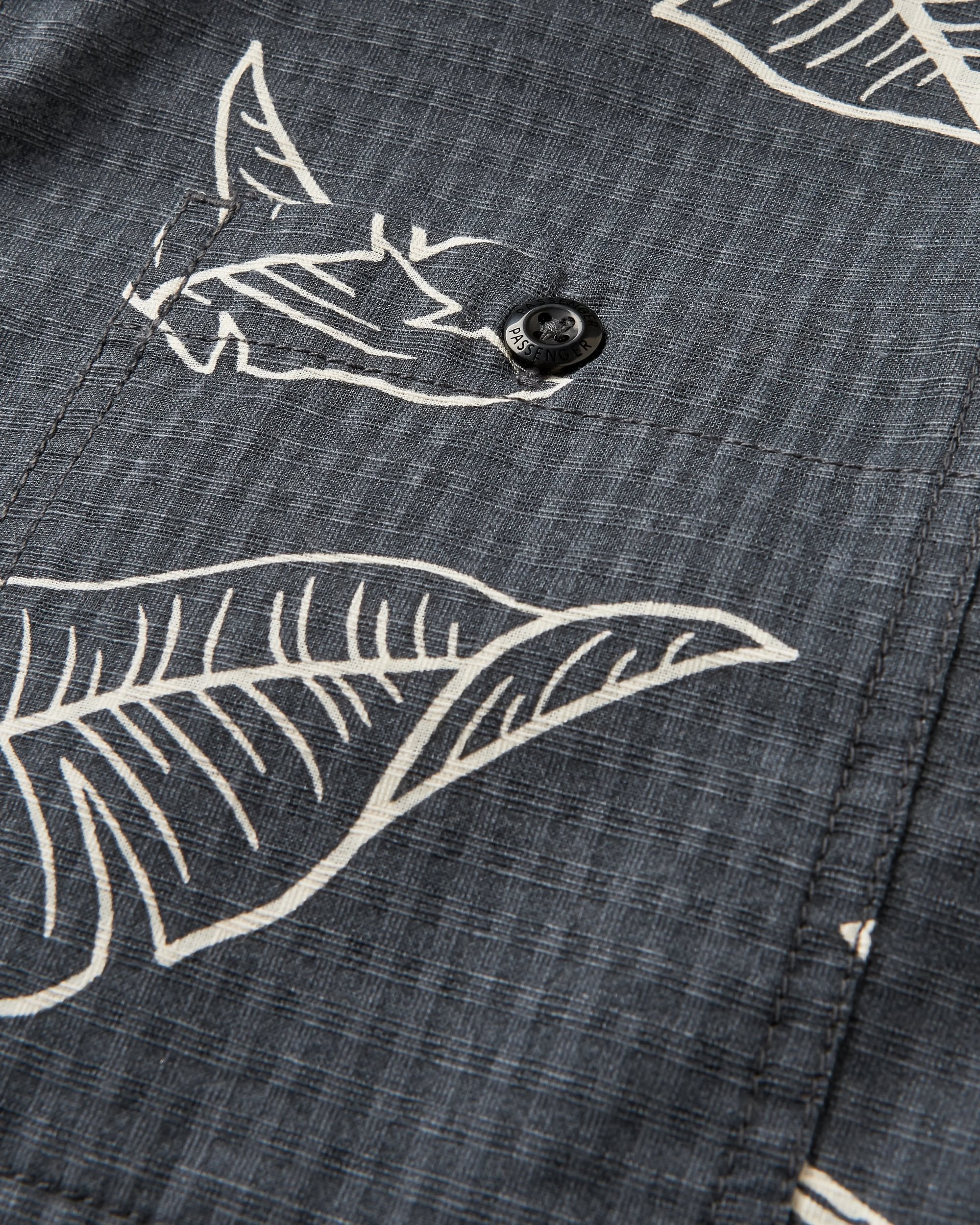 Chill Textured Organic Cotton Short Sleeve Shirt - Palm Faded Black  - Flatlay