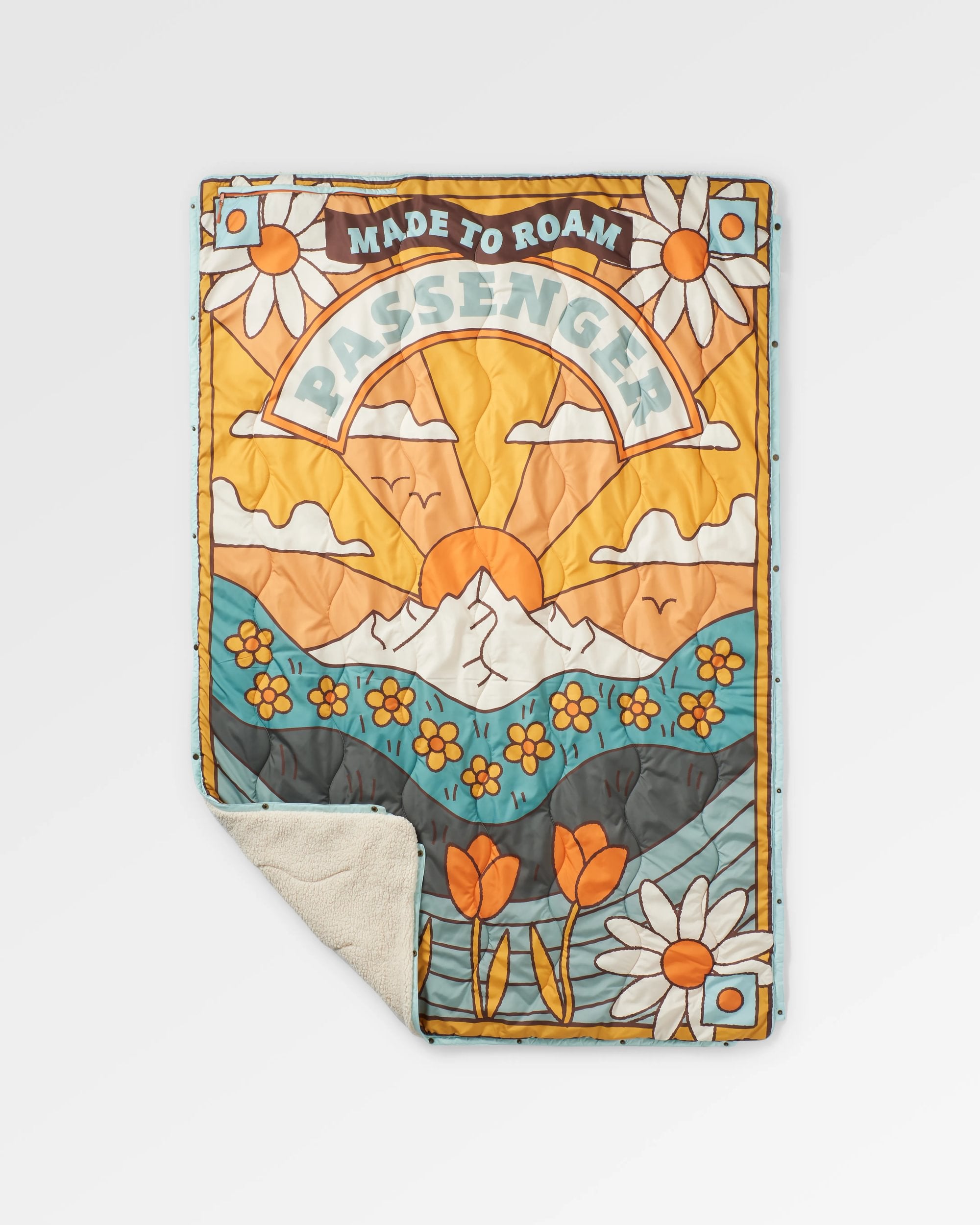 Cabin Recycled Sherpa Blanket - Seasonal Graphic/ Birch - Flatlay