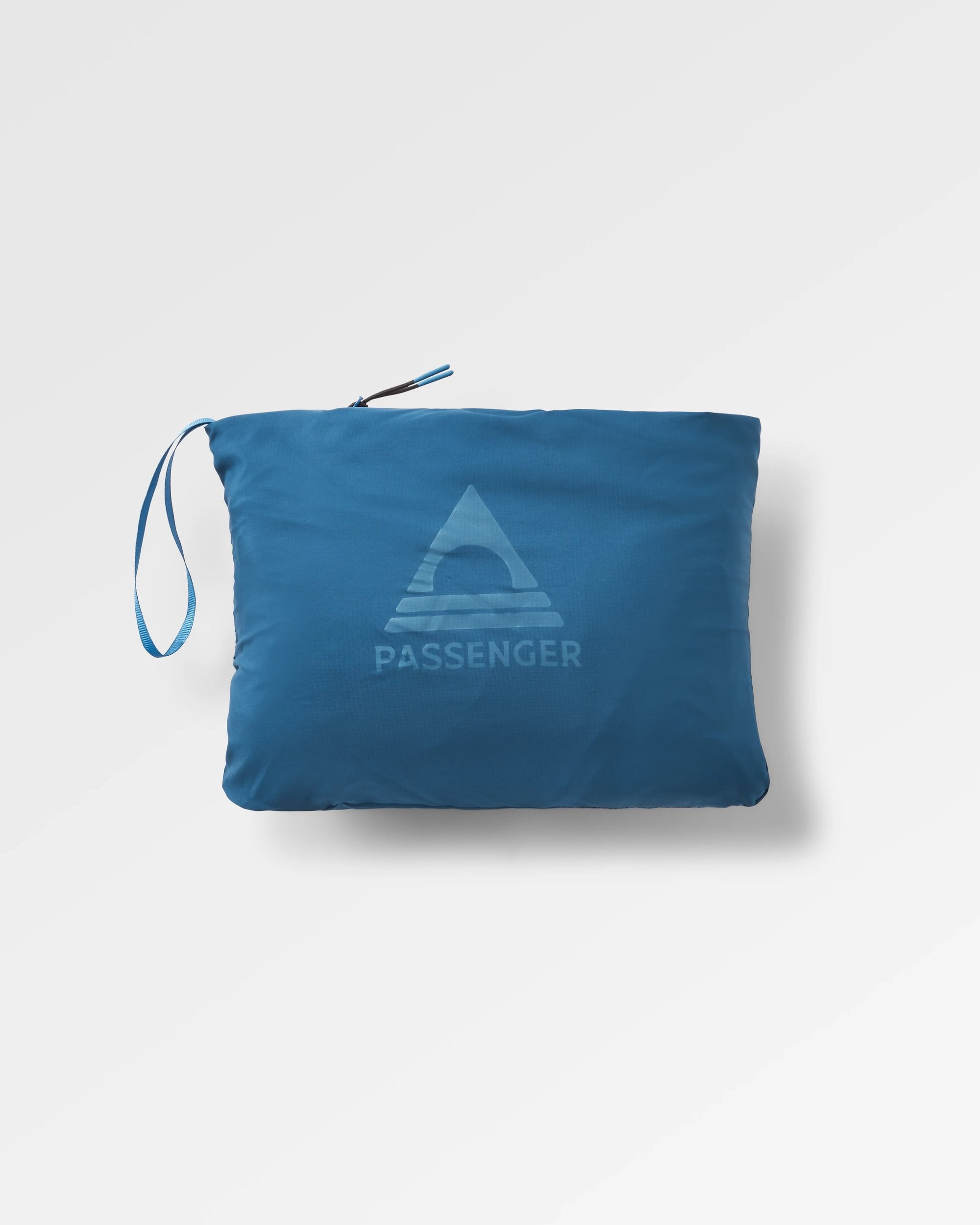 Shasta Lightweight Recycled Thermore® Insulated Jacket - Rich Navy/Dark Denim/Arctic - Flatlay