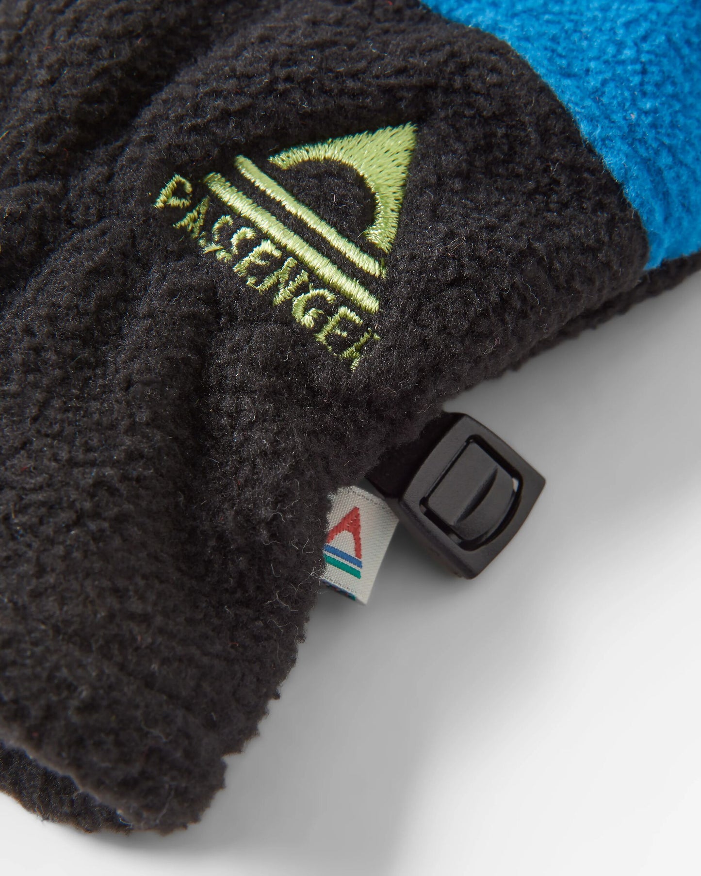 Daytrip Recycled Polar Fleece Touch Screen Gloves - Black/Tidal Blue