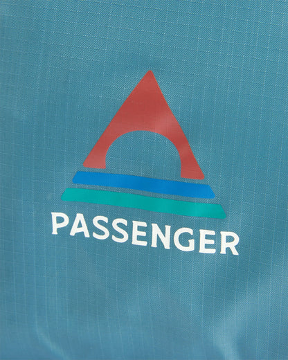 Trail Light 40L Duffel Bag - Arctic - Flatlay