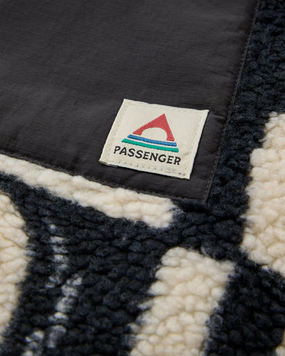 Valiant Deep Pile Fleece - Roam Further Black - Flatlay