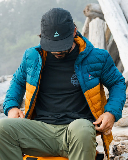Ashland Down Recycled Jacket - Retro Orange/Tidal Blue - Lifestyle