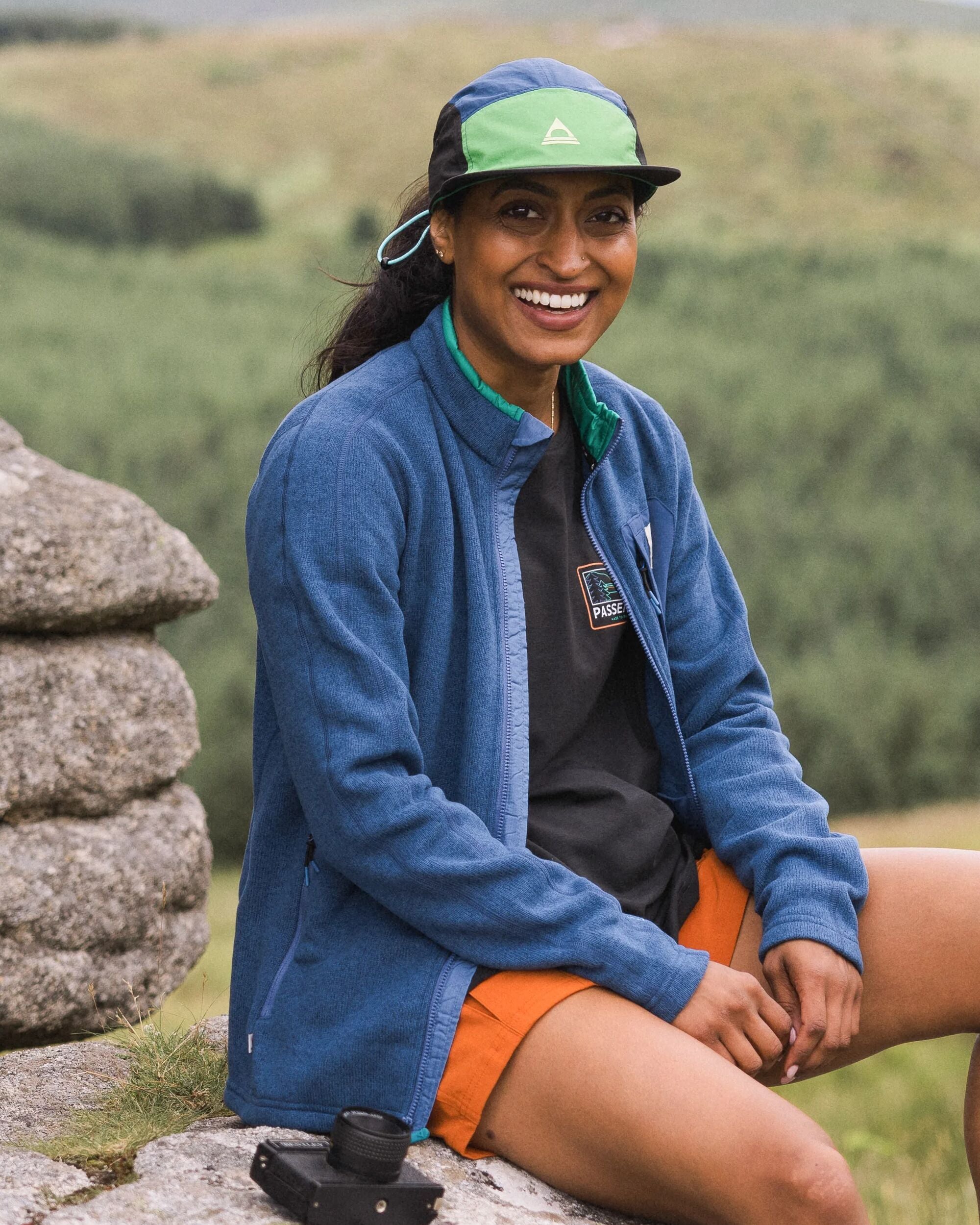 Stargazer Recycled Polartec® Fleece - Dark Denim - Lifestyle