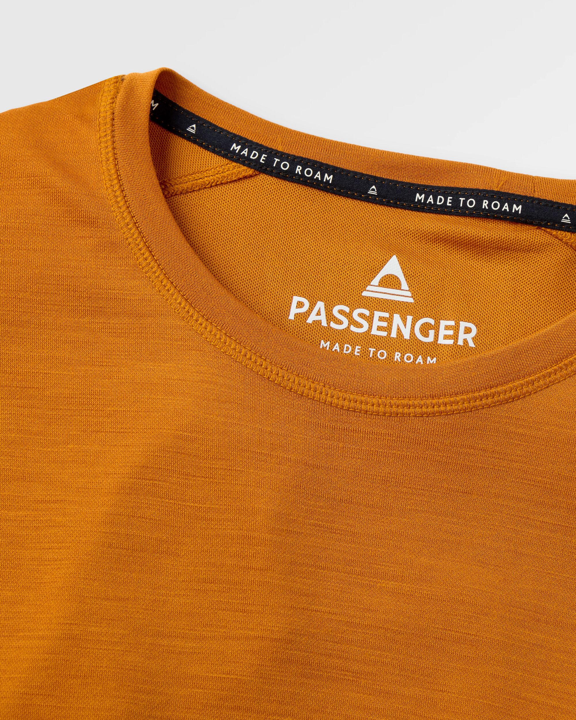 Camp Wild Lightweight Merino LS T-Shirt - Retro Orange - Flatlay