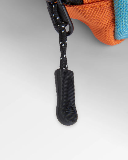 Travel Recycled Wash Kit - Arctic/Retro Orange - Flatlay