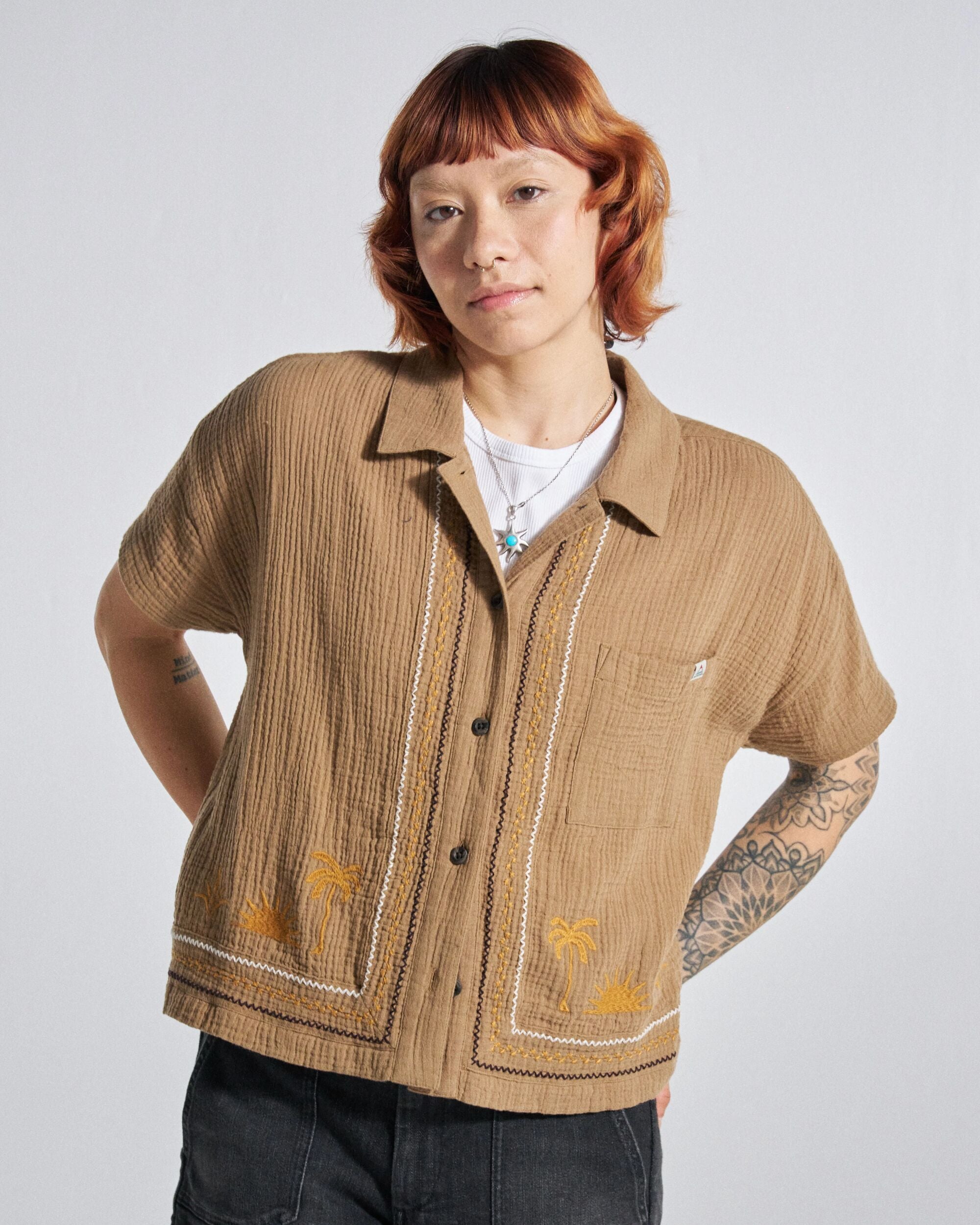 Waveney Short Sleeve Shirt - Caramel Brown - Studio Model