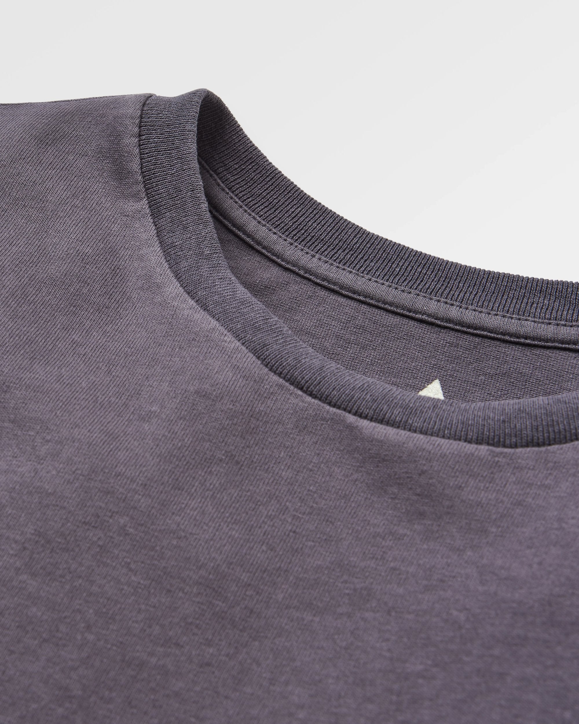 Guided Recycled Cotton T-Shirt - Charcoal - Flatlay