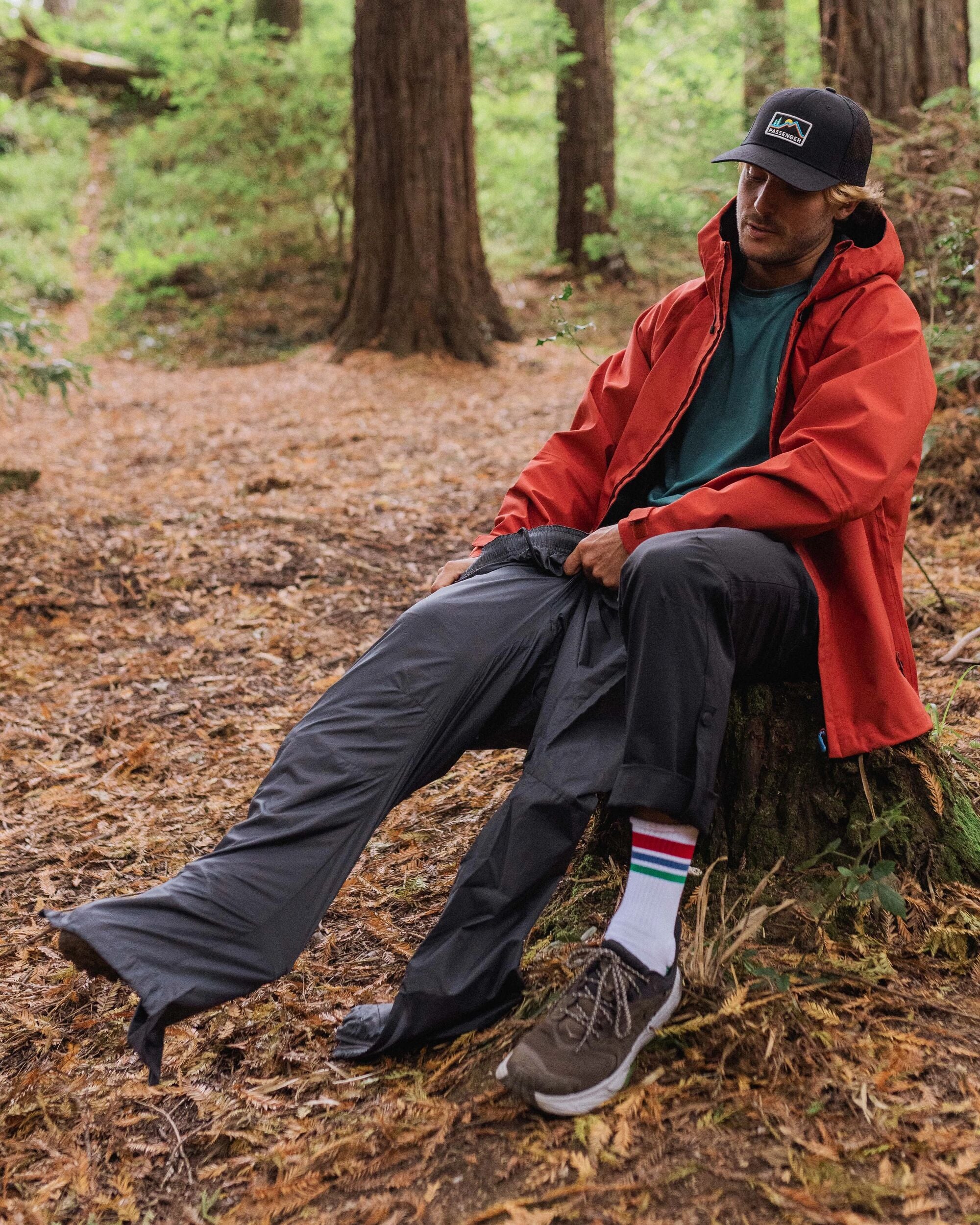 Gusto Windshell Trouser - Charcoal - Lifestyle