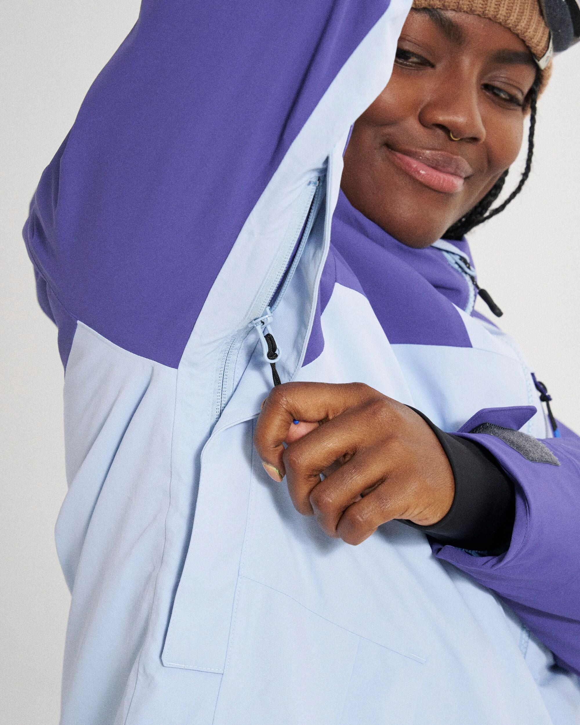 Snowscape Women's Recycled Jacket - Purple Indigo/Ice Blue - Studio Model