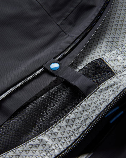 Trailscape Light Women's Recycled Waterproof Jacket - Black - Flatlay