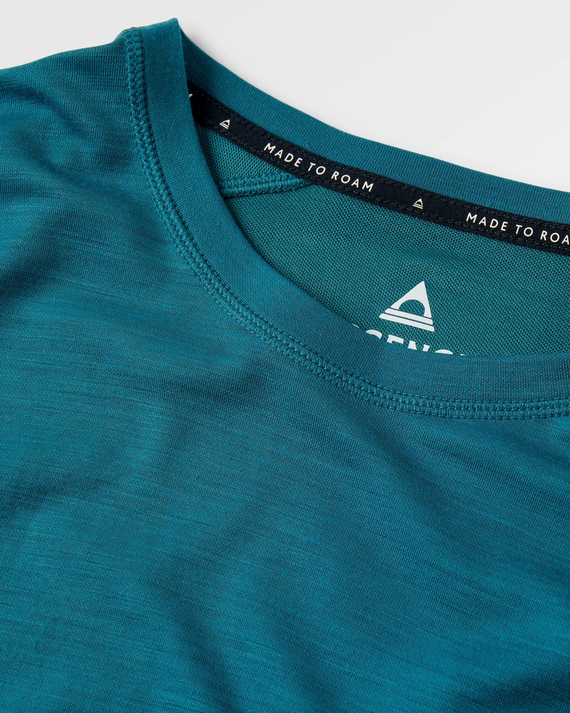 Camp Lost Lightweight Merino LS T-Shirt - Mediterranean - Flatlay
