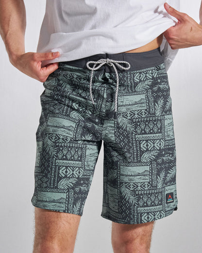 Cruiser NetPlus® 19" Boardshort - Patchwork Faded Black - Studio Model