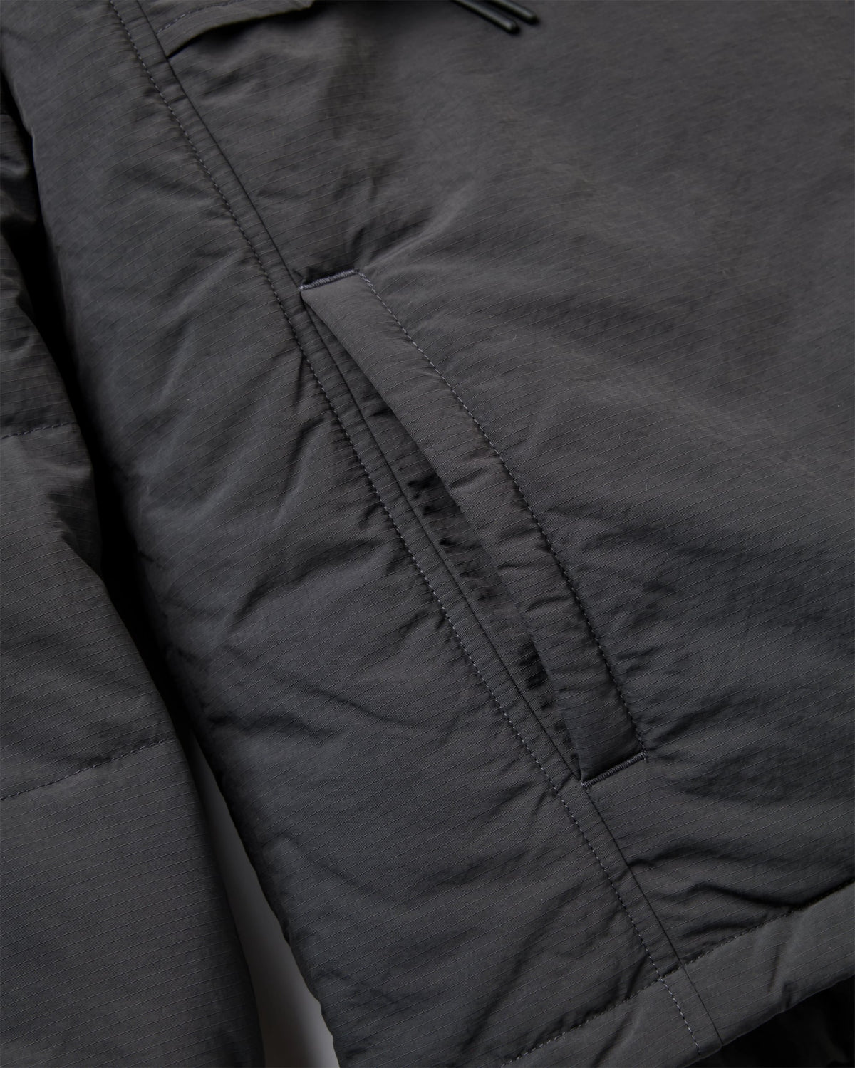 Oceanic Insulated Anorak - Faded Black - Flatlay
