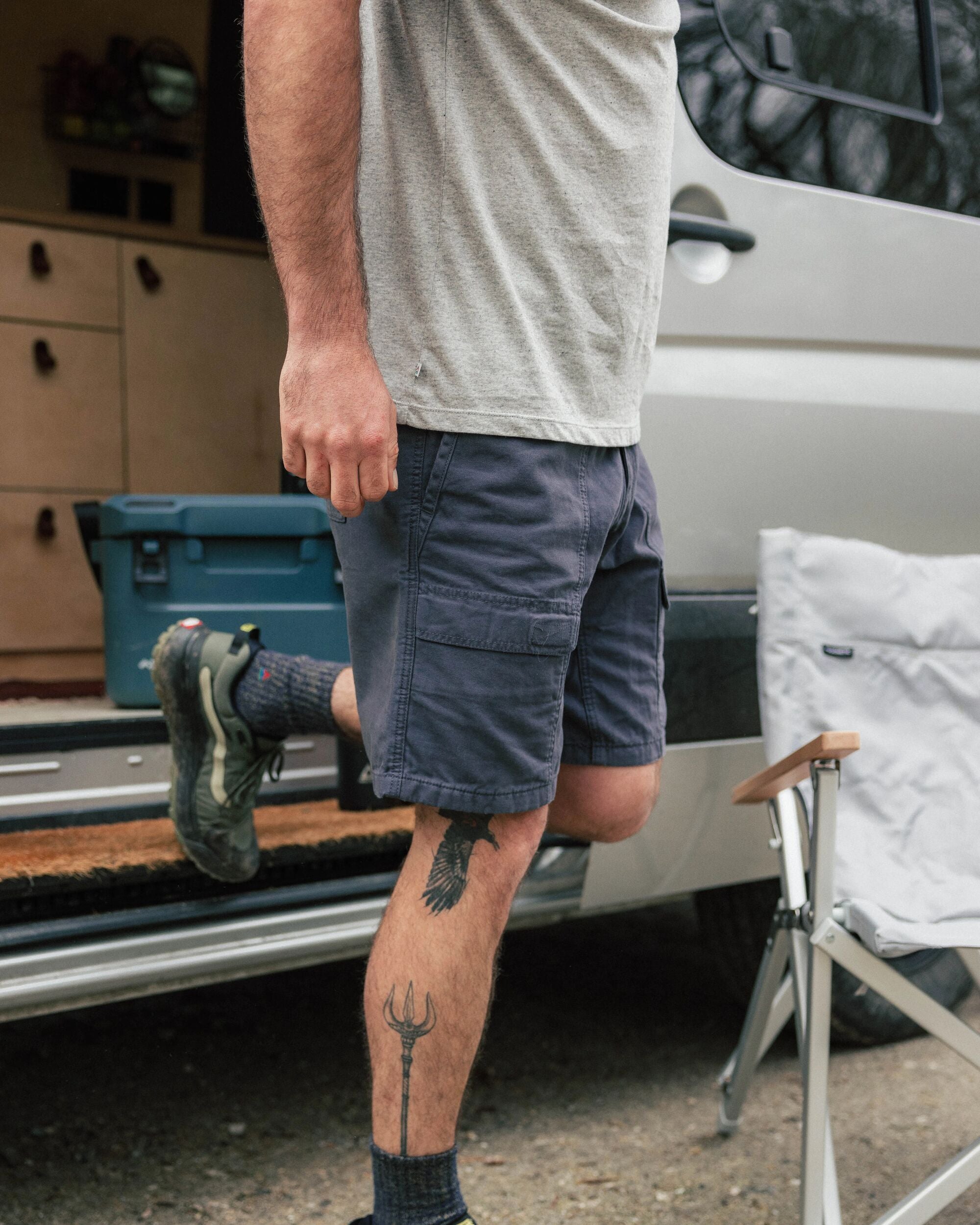 Apex Cargo Cotton Short - Charcoal - Lifestyle