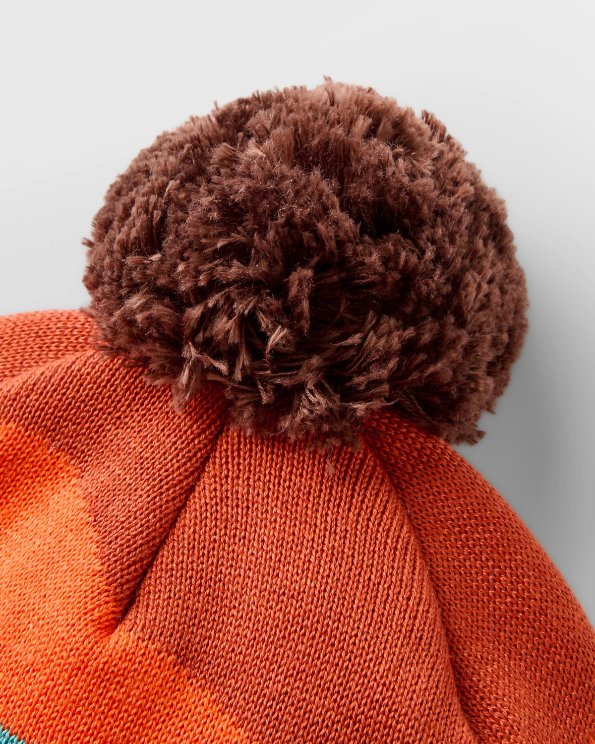 Scenic Bobble Beanie - Scenic Chestnut - Flatlay
