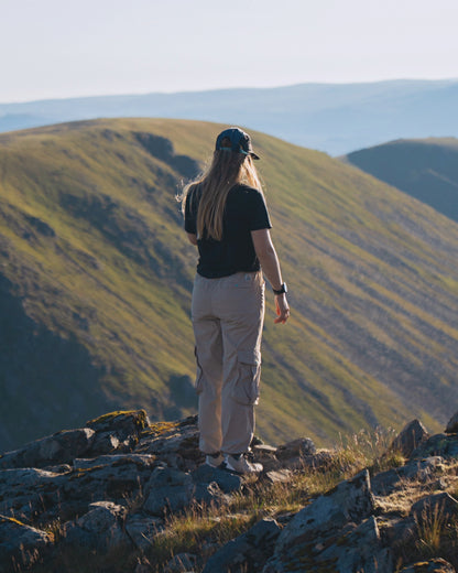 Hydrilla Light Trouser - Simply Taupe - Lifestyle