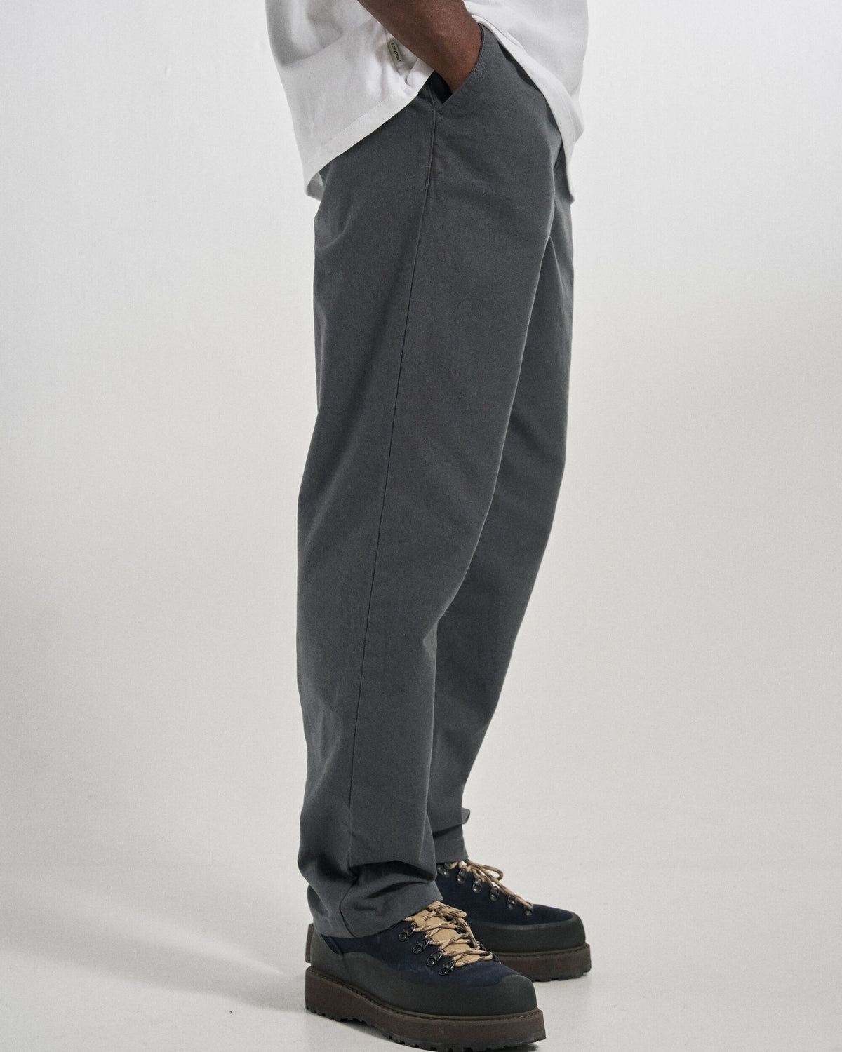 Adventurer Relaxed Fit Trouser - Charcoal - Studio Model